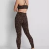 Sportlegging met luipaardprint en hoge taille