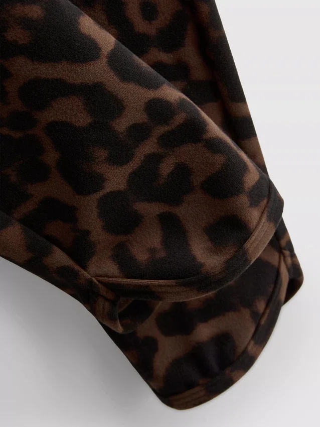 Sportlegging met luipaardprint en hoge taille