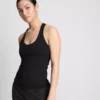Sporttop met ronde hals
