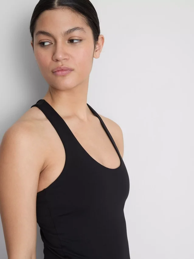 Sporttop met ronde hals