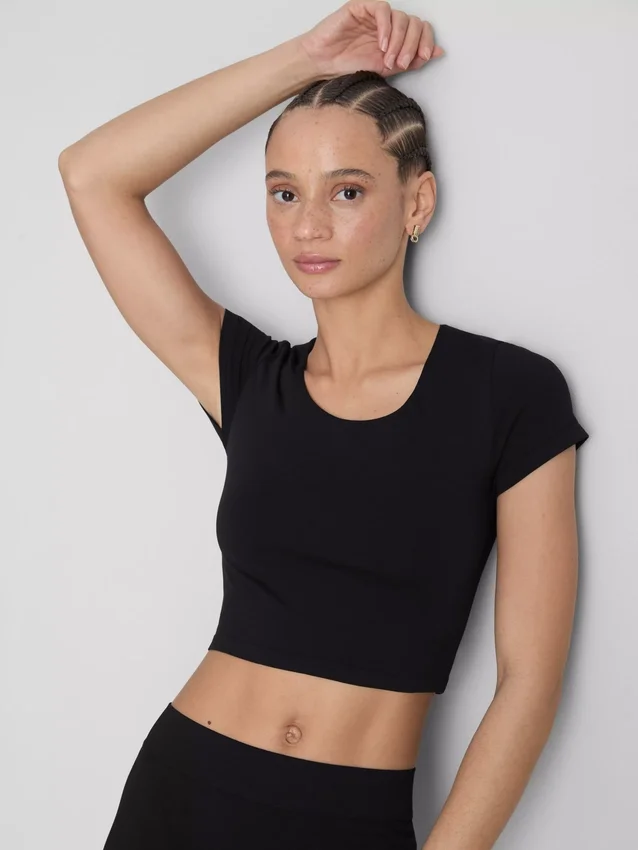 Superzachte cropped top met ronde hals
