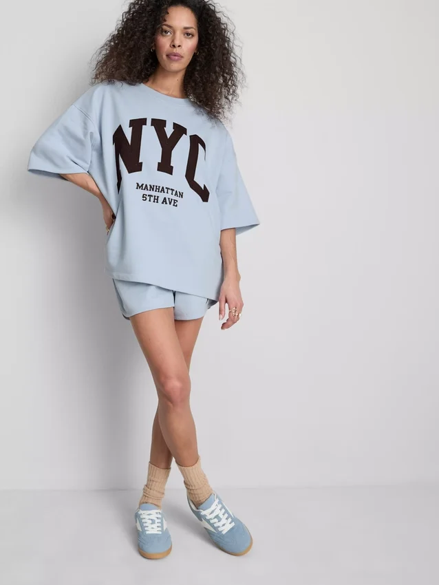 Sweatshirt met drop-sleeves van katoenrijk materiaal uit NYC