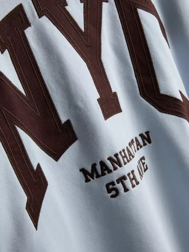 Sweatshirt met drop-sleeves van katoenrijk materiaal uit NYC