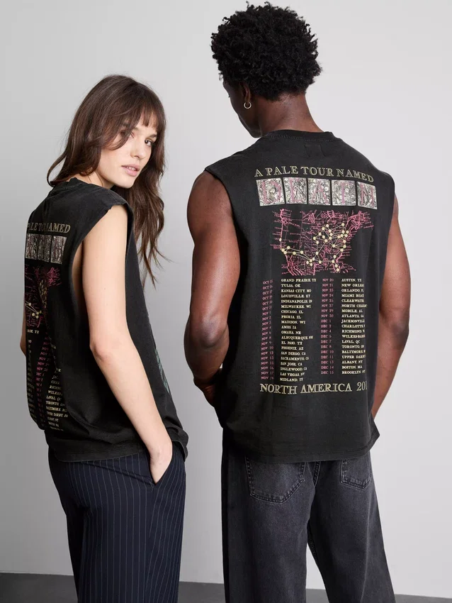 T-shirt met korte mouwen en ‘Ghost’-print