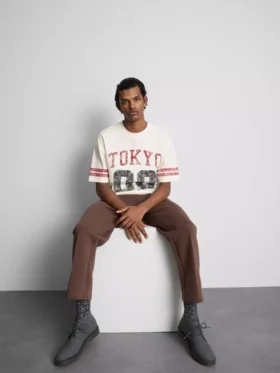 T-shirt met korte mouwen en vervaagde print uit Tokio
