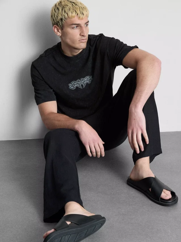 T-shirt met print op de rug