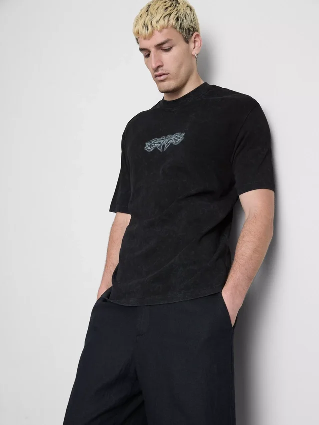 T-shirt met print op de rug