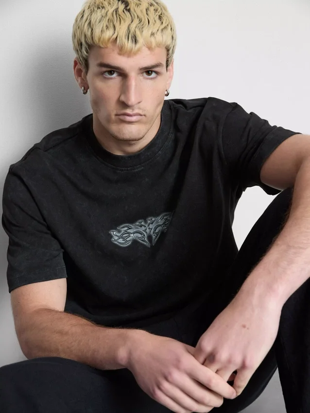 T-shirt met print op de rug