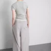 T-shirt met ronde hals en dubbele laag