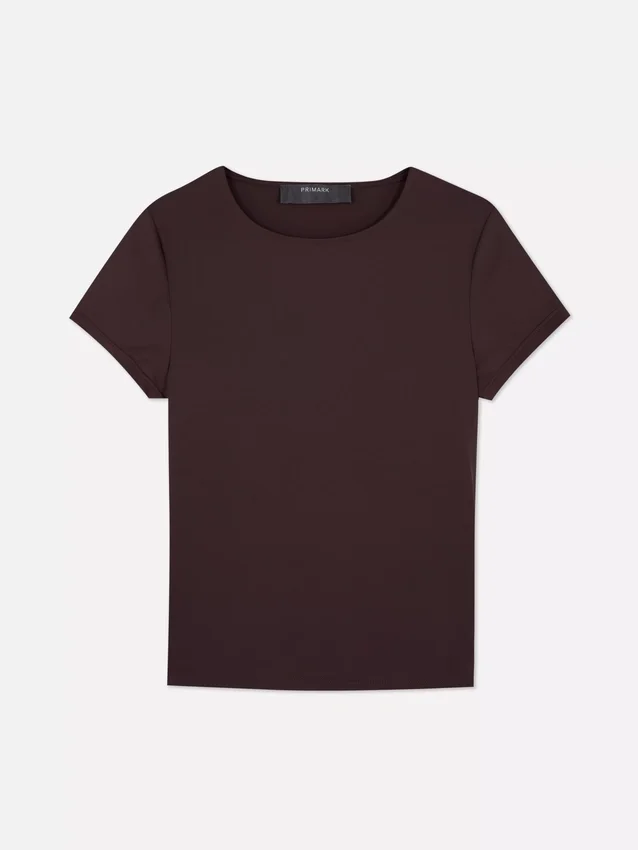 T-shirt met ronde hals, voelt als een tweede huid