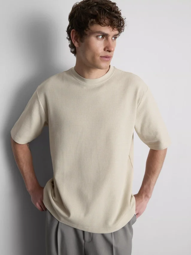 T-shirt met textuur en boxy pasvorm