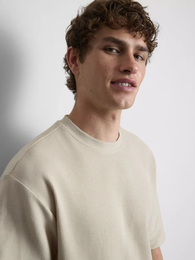 T-shirt met textuur en boxy pasvorm