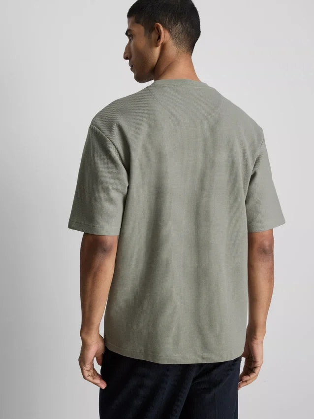 T-shirt met textuur en boxy pasvorm