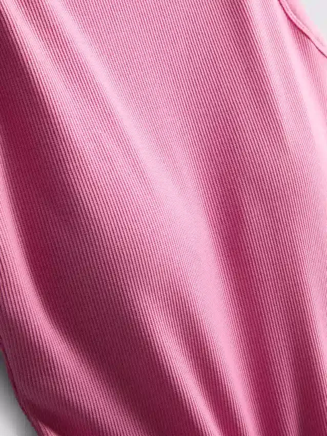 Tanktop met ingebouwde beugel en geribde rand