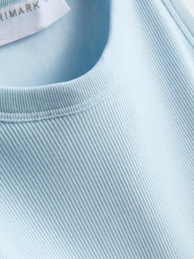 Tanktop met ingebouwde beugel en geribde rand