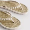 Teenslippers met zeegras-effect