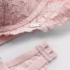 The Edit-bh met bloemenkant en hoge top