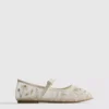 The Edit: geborduurde ballerina's als platte schoenen