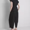 The Edit linnen wikkelblouse met V-hals