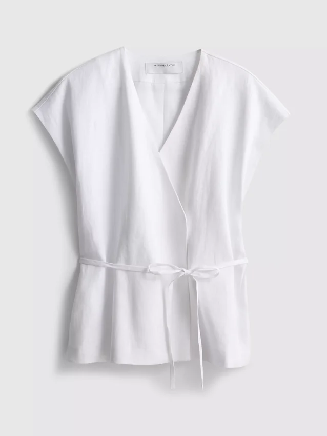 The Edit linnen wikkelblouse met V-hals