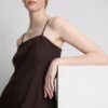 The Edit midi-jurk van linnenmix met gelaagde rok