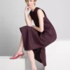 The Edit mouwloze linnen midijurk