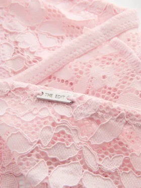 The Edit-string met bloemenkant