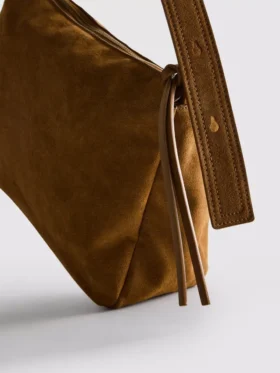 The Edit suède crossbodytas met omgeslagen rand
