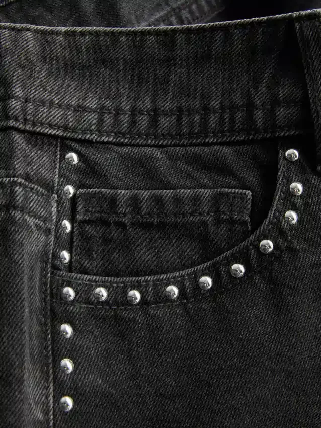The Primark Scene | Katoenen denim micro-short met studs