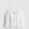 The Primark Scene | Katoenen top met broderie en V-hals