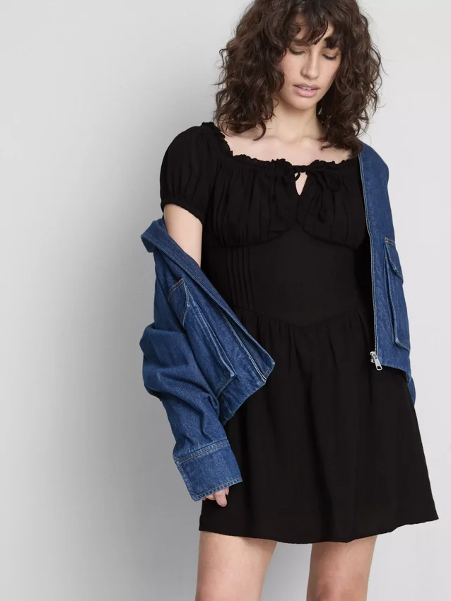 The Primark Scene | korset-minijurk in melkmeisjestijl