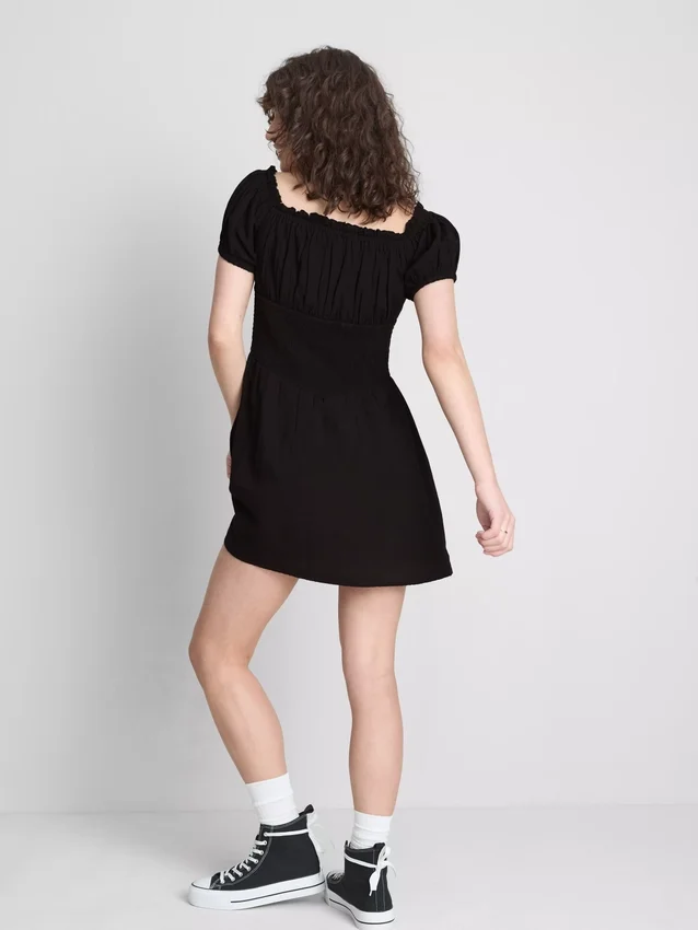 The Primark Scene | korset-minijurk in melkmeisjestijl