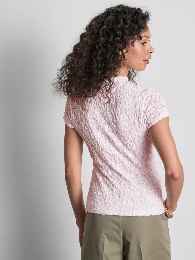 Top met textuur en hoge kraag