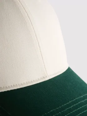 Tweekleurige baseballpet