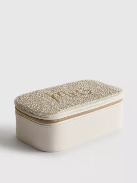 Versierde doos voor sieraden voor bruiden