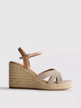 Versierde espadrilles met sleehak