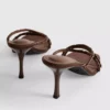 Versierde sandalen met hakken en bandjes