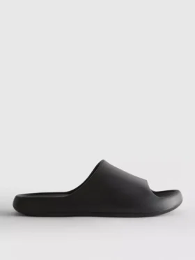 Voorgevormde badslippers