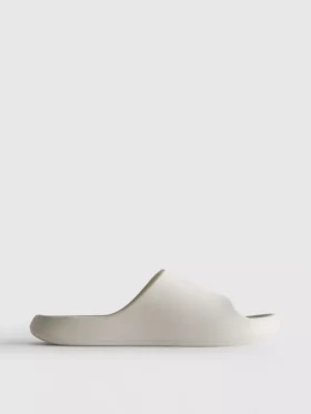 Voorgevormde badslippers