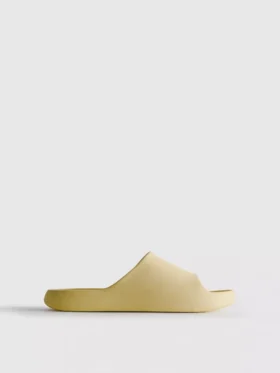 Voorgevormde badslippers