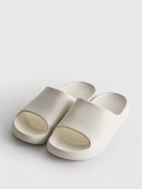 Voorgevormde badslippers