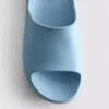 Voorgevormde badslippers