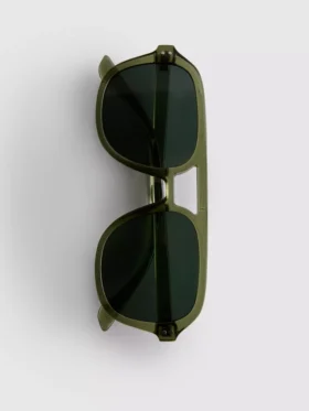 Zonnebril in Aviator-stijl