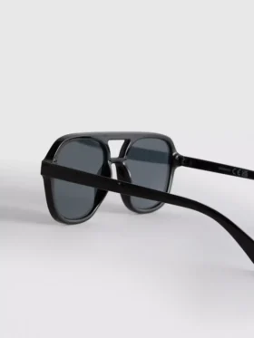 Zonnebril in Aviator-stijl