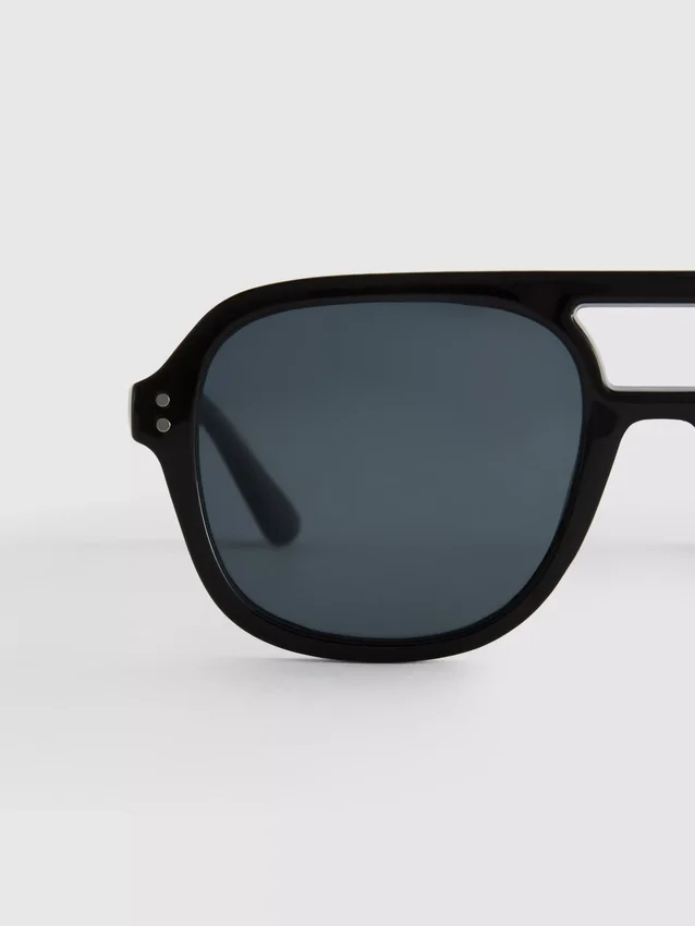 Zonnebril in Aviator-stijl