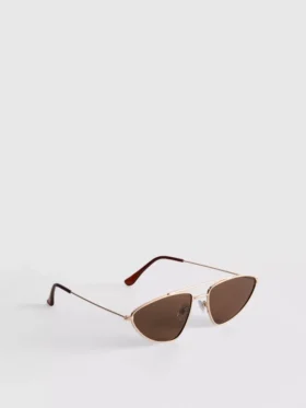 Zonnebril met metalen montuur in aviator-stijl