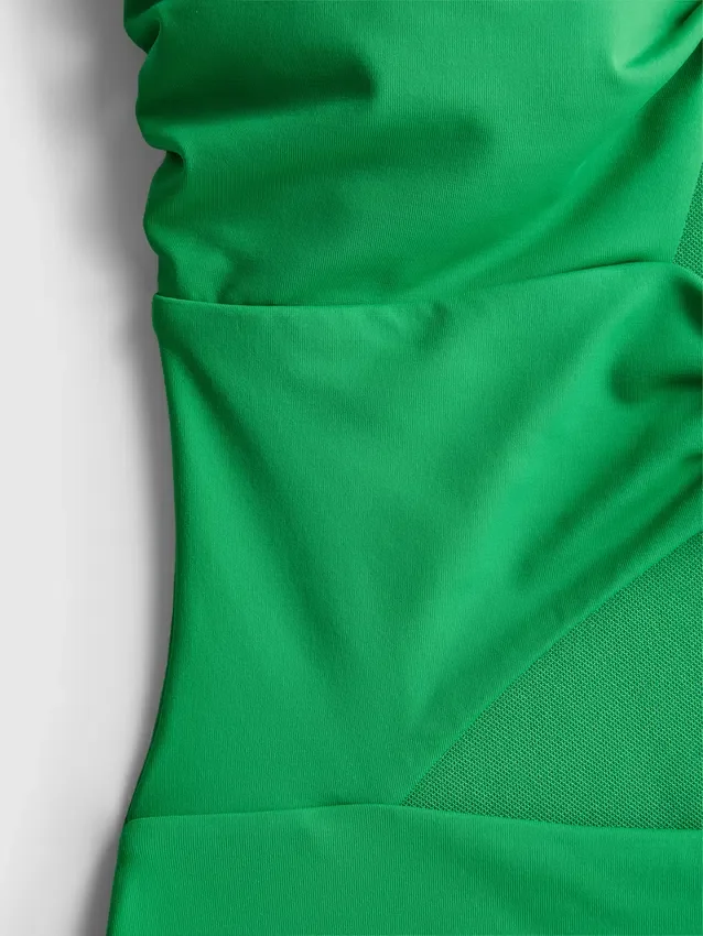 Zwemkleding met uitsnijdingen en zonnedetail