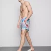 Zwemshort met bloemenprint en graffitidetails